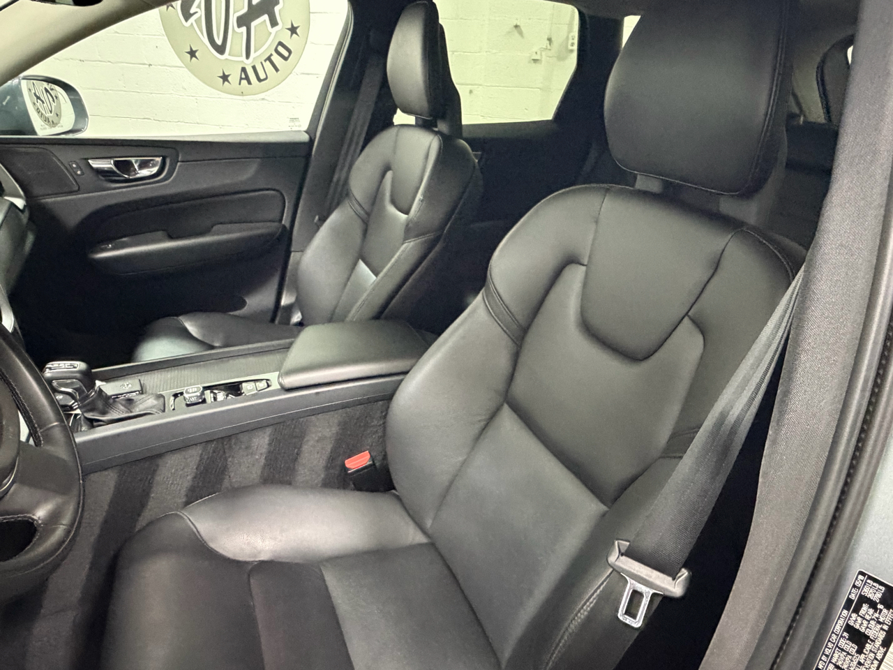 Volvo XC60 T5 Momentum AWD 2019