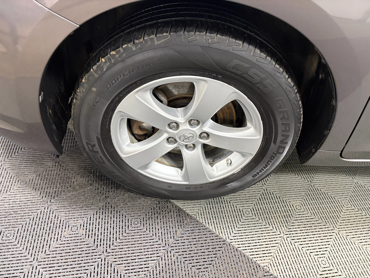 Toyota Sienna LE FWD 8-Passenger V6 2016