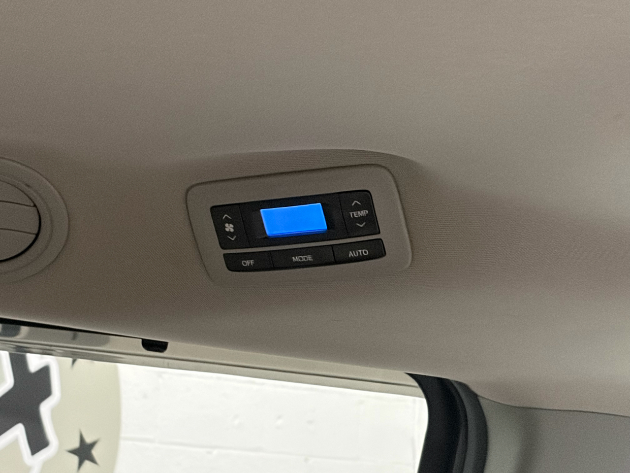 Toyota Sienna LE FWD 8-Passenger V6 2016