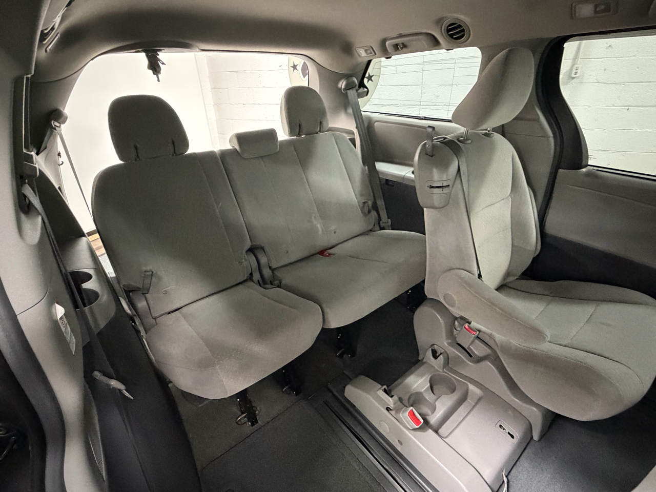 Toyota Sienna LE FWD 8-Passenger V6 2016