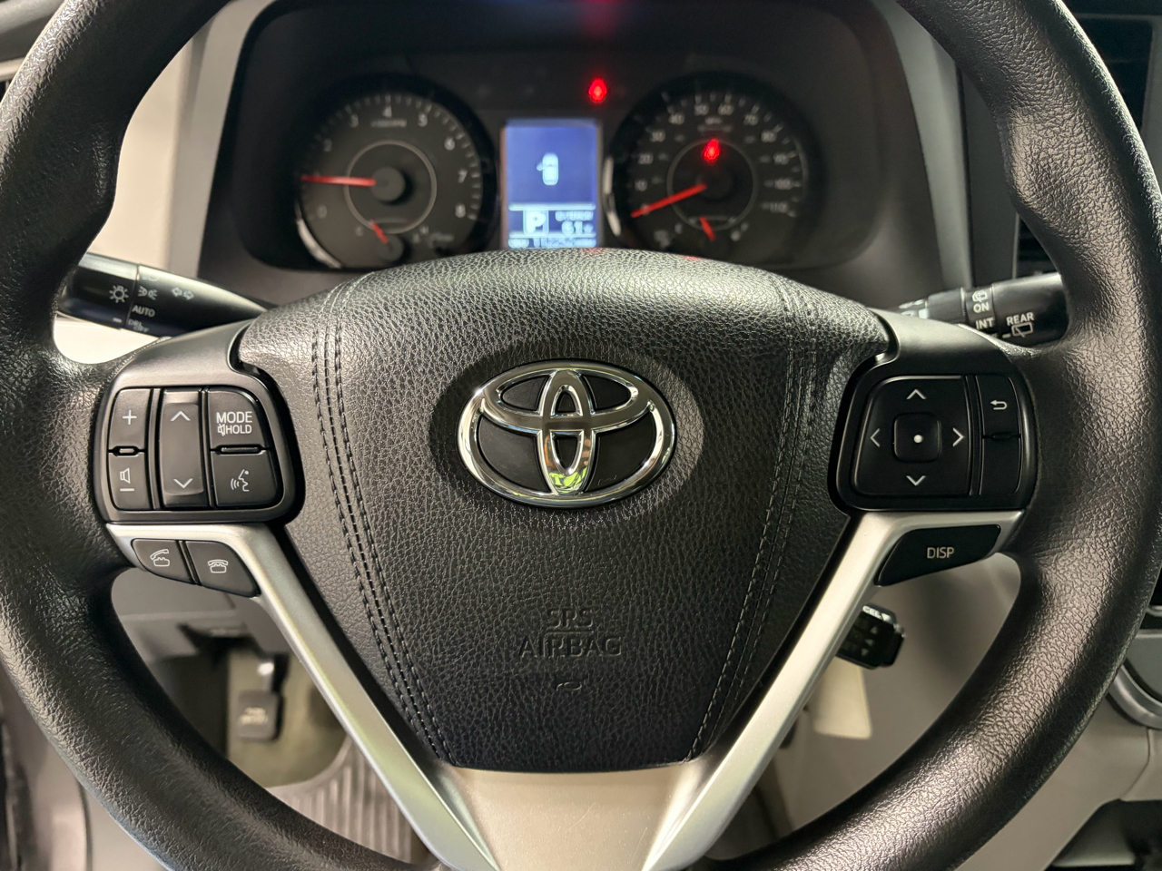 Toyota Sienna LE FWD 8-Passenger V6 2016