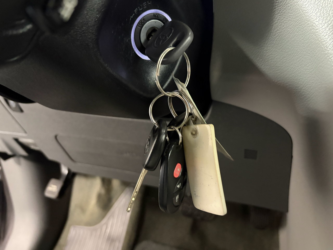 Toyota Sienna LE FWD 8-Passenger V6 2016