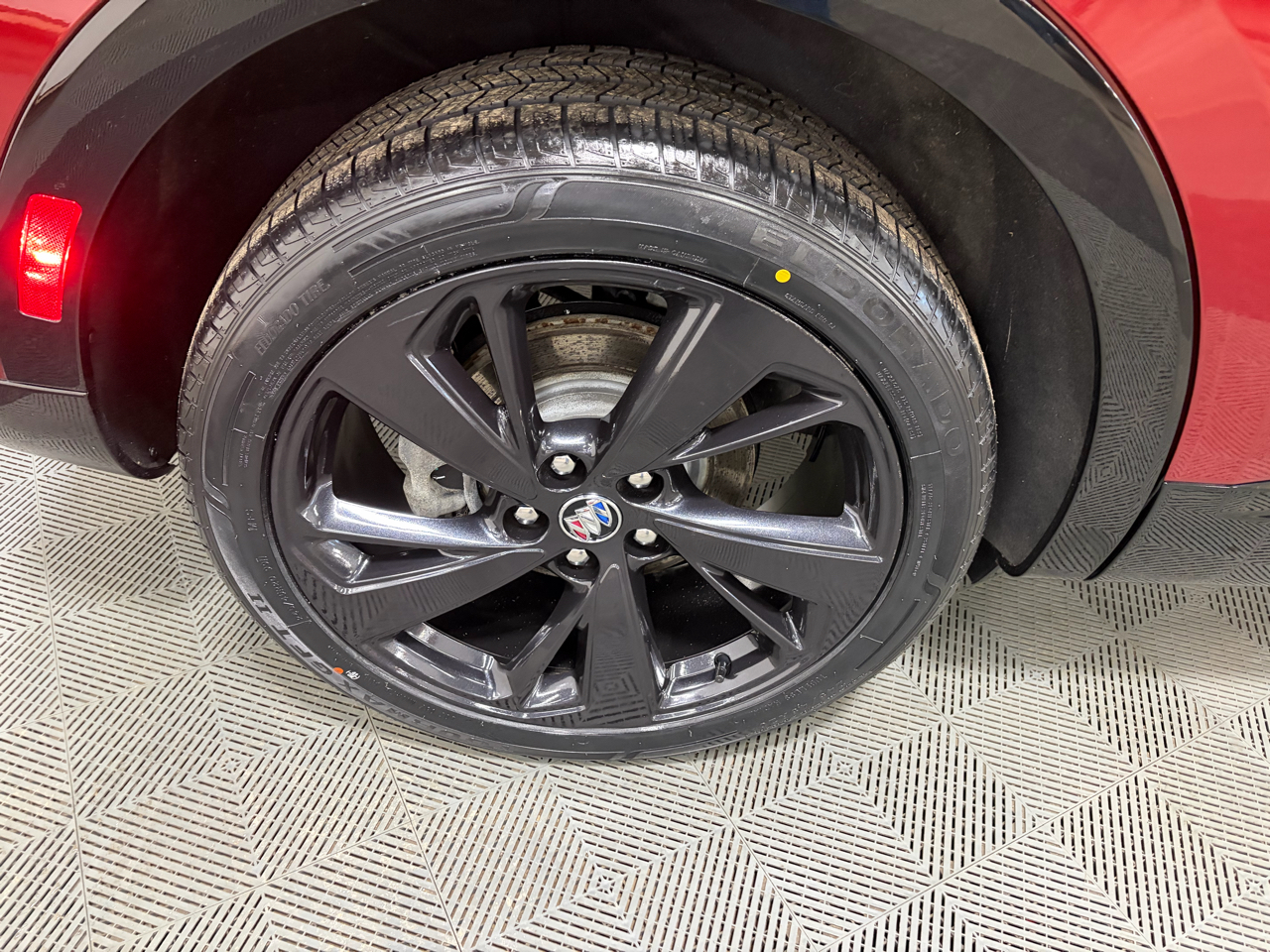 Buick Envision Essense AWD 2023