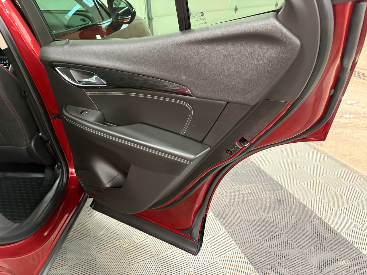 Buick Envision Essense AWD 2023