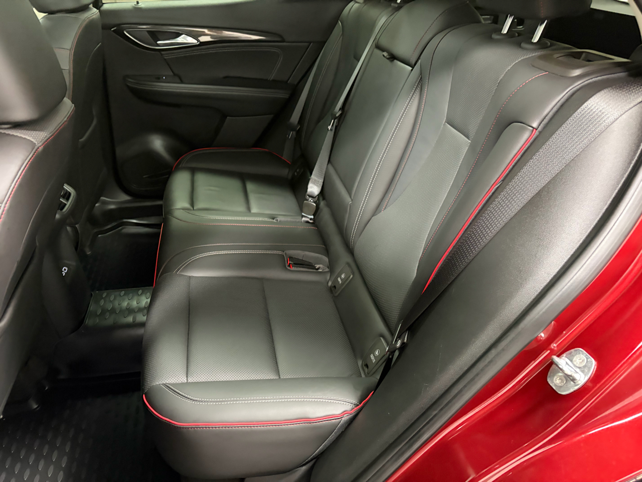 Buick Envision Essense AWD 2023