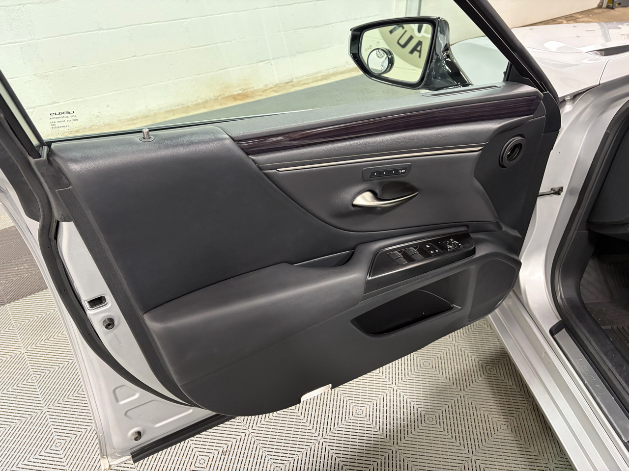 Lexus ES 250 Premium 2021