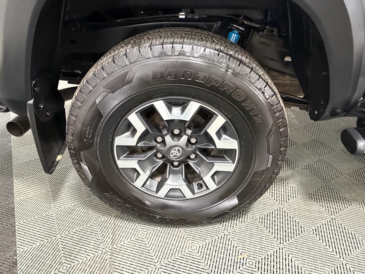 Toyota Tacoma 4WD Double Cab V6 AT TRD Off Road (Natl) 2021