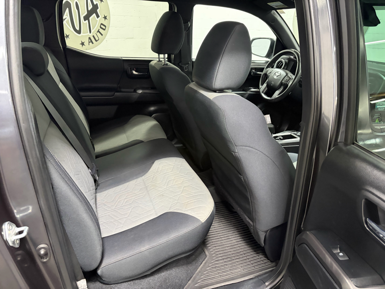 Toyota Tacoma 4WD Double Cab V6 AT TRD Off Road (Natl) 2021