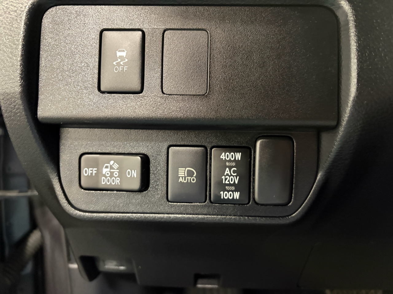 Toyota Tacoma 4WD Double Cab V6 AT TRD Off Road (Natl) 2021