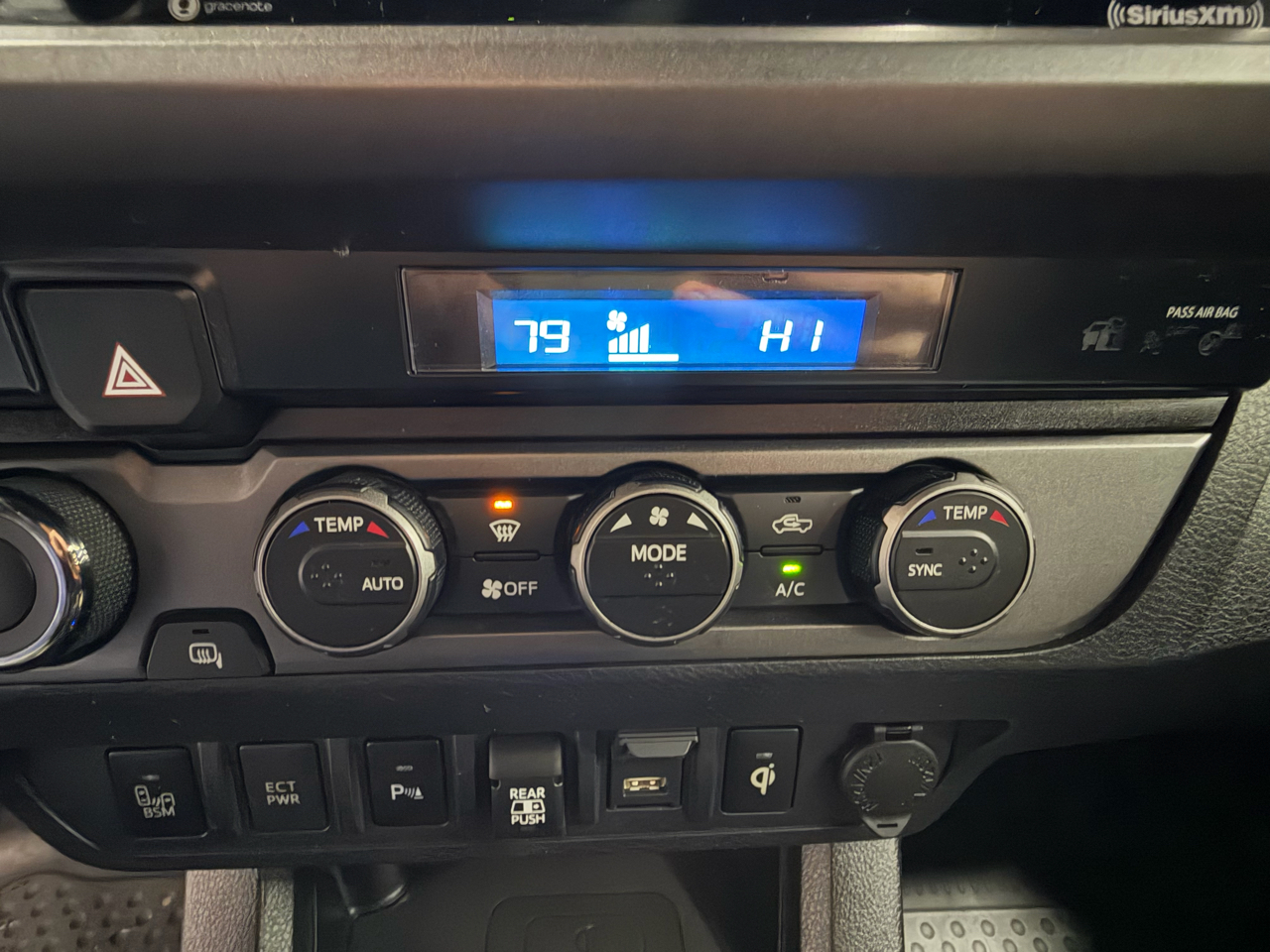 Toyota Tacoma 4WD Double Cab V6 AT TRD Off Road (Natl) 2021