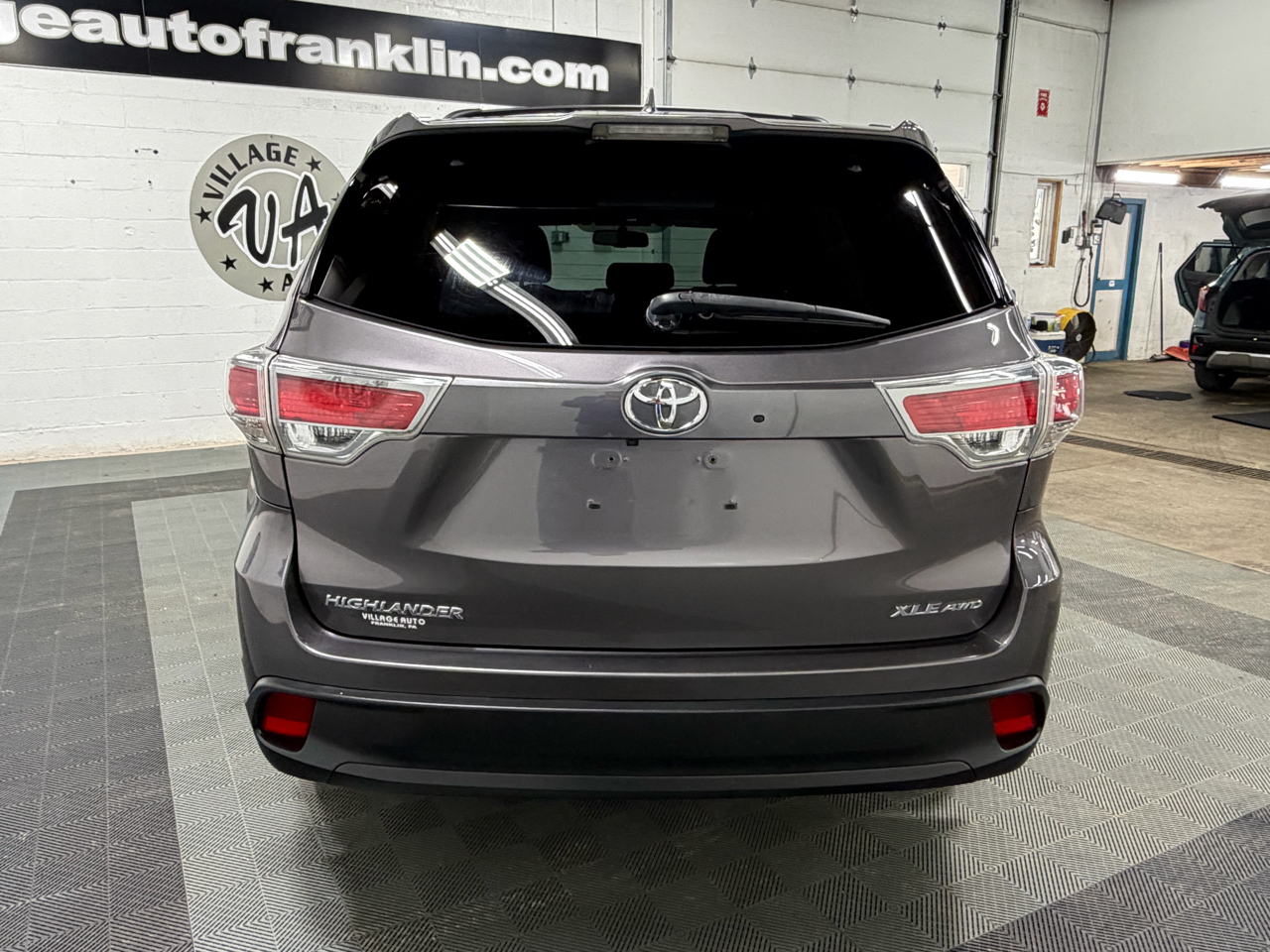 Toyota Highlander XLE AWD V6 2015