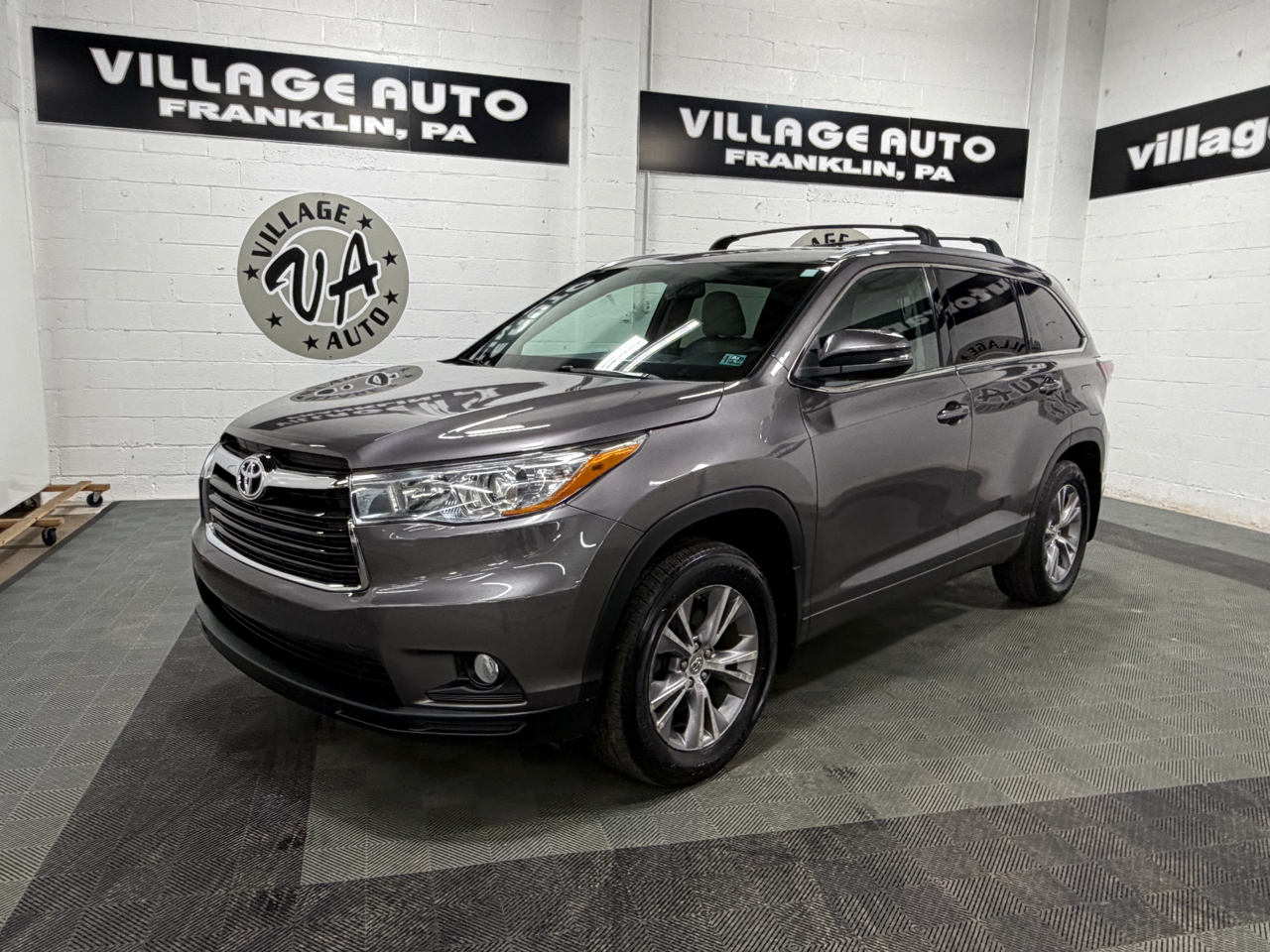 Toyota Highlander XLE AWD V6 2015