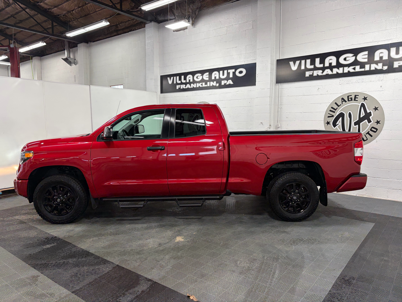 Toyota Tundra SR5 5.7L V8 FFV Double Cab 4WD 2019