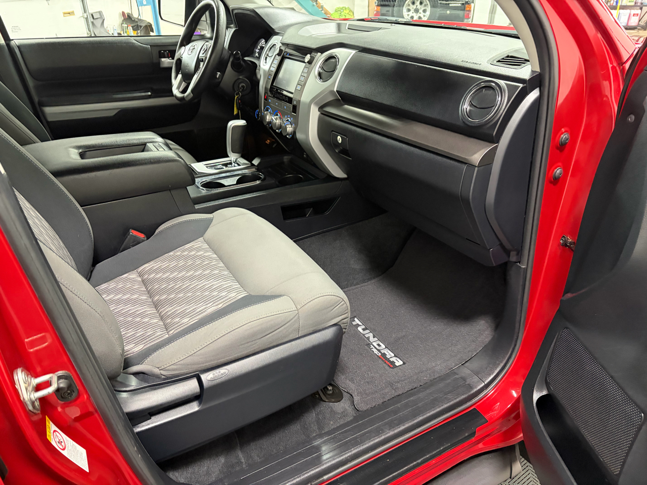 Toyota Tundra SR5 5.7L V8 FFV Double Cab 4WD 2019