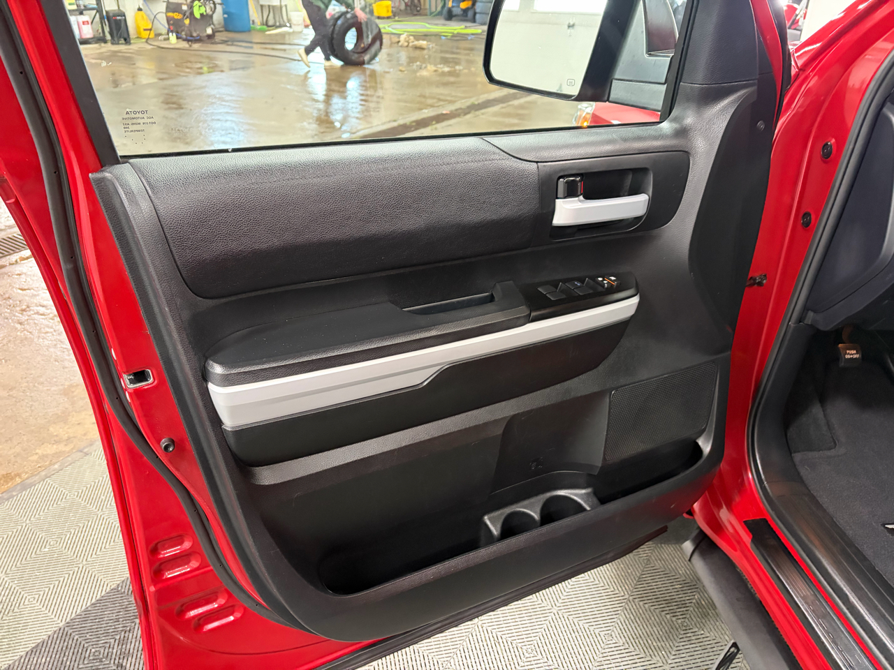 Toyota Tundra SR5 5.7L V8 FFV Double Cab 4WD 2019