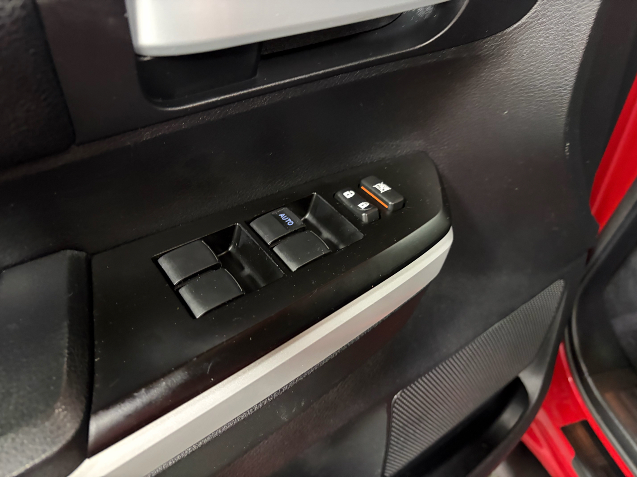 Toyota Tundra SR5 5.7L V8 FFV Double Cab 4WD 2019