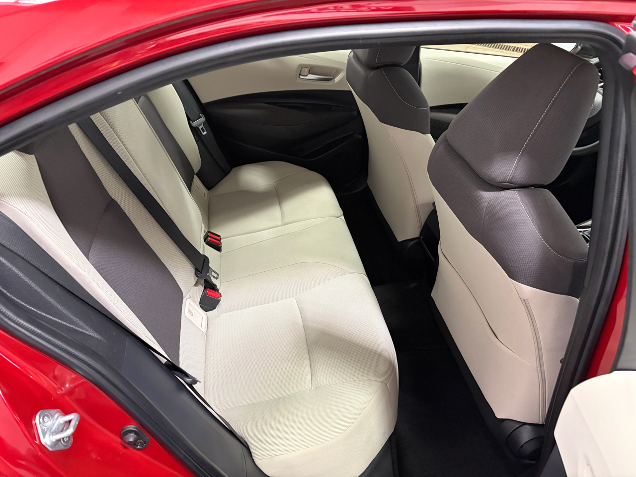 Toyota Corolla LE 2021