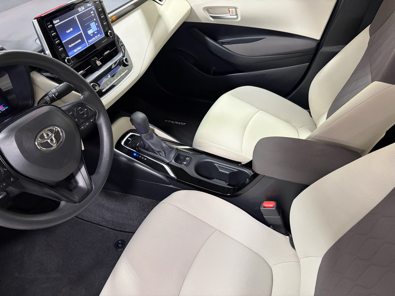 Toyota Corolla LE 2021