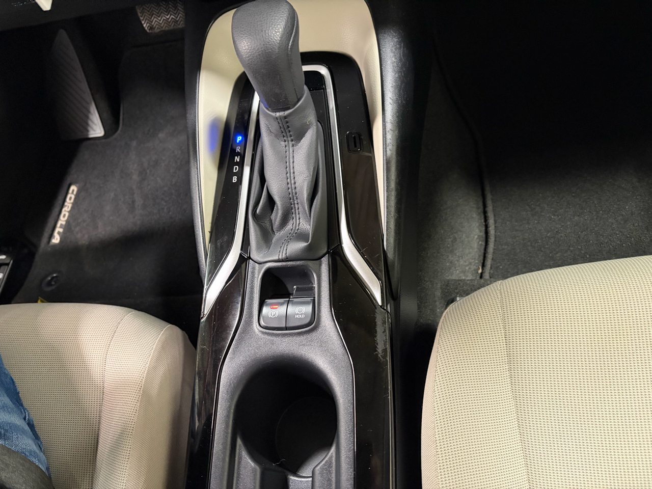 Toyota Corolla LE 2021