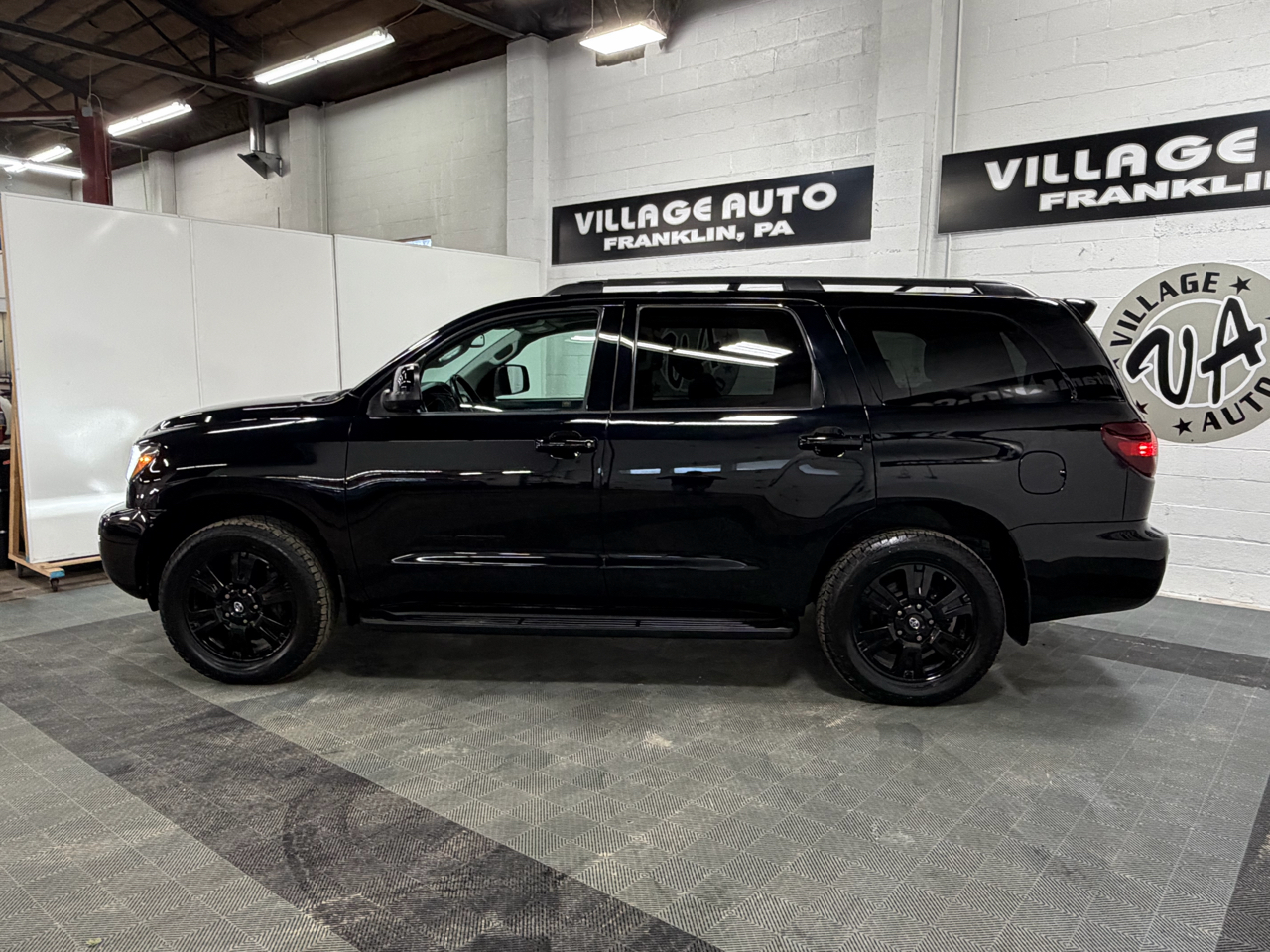 Toyota Sequoia TRD Sport 4WD 2018