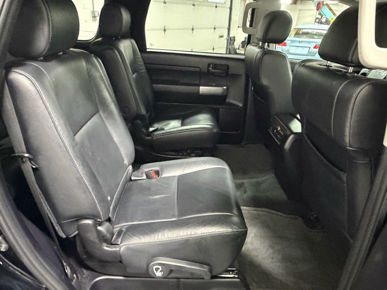 Toyota Sequoia TRD Sport 4WD 2018