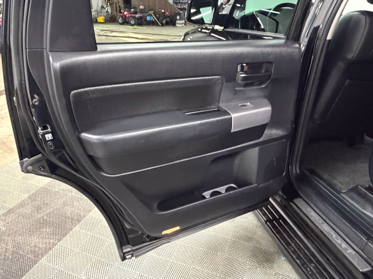 Toyota Sequoia TRD Sport 4WD 2018