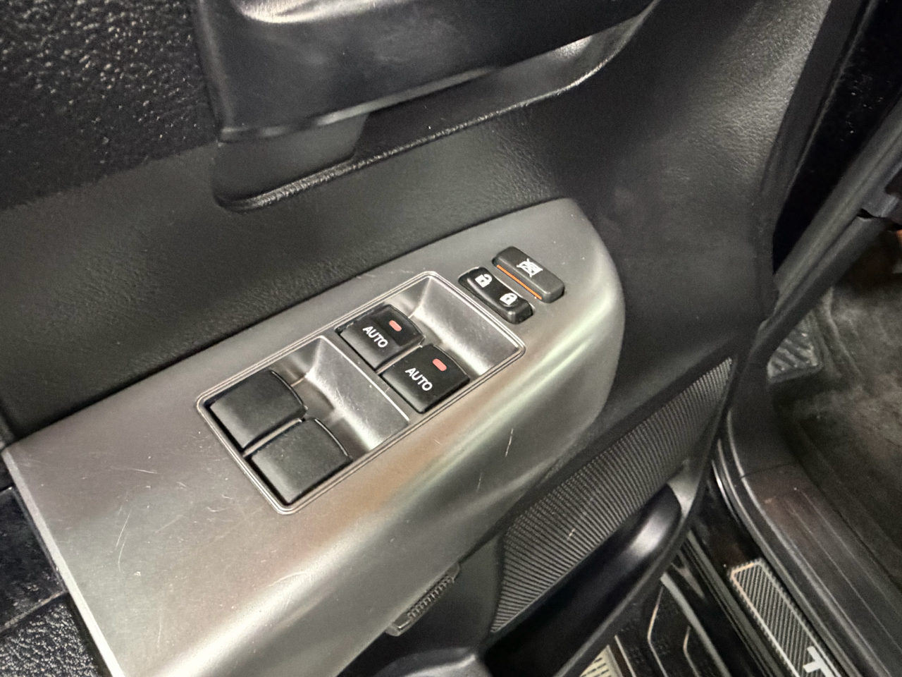 Toyota Sequoia TRD Sport 4WD 2018