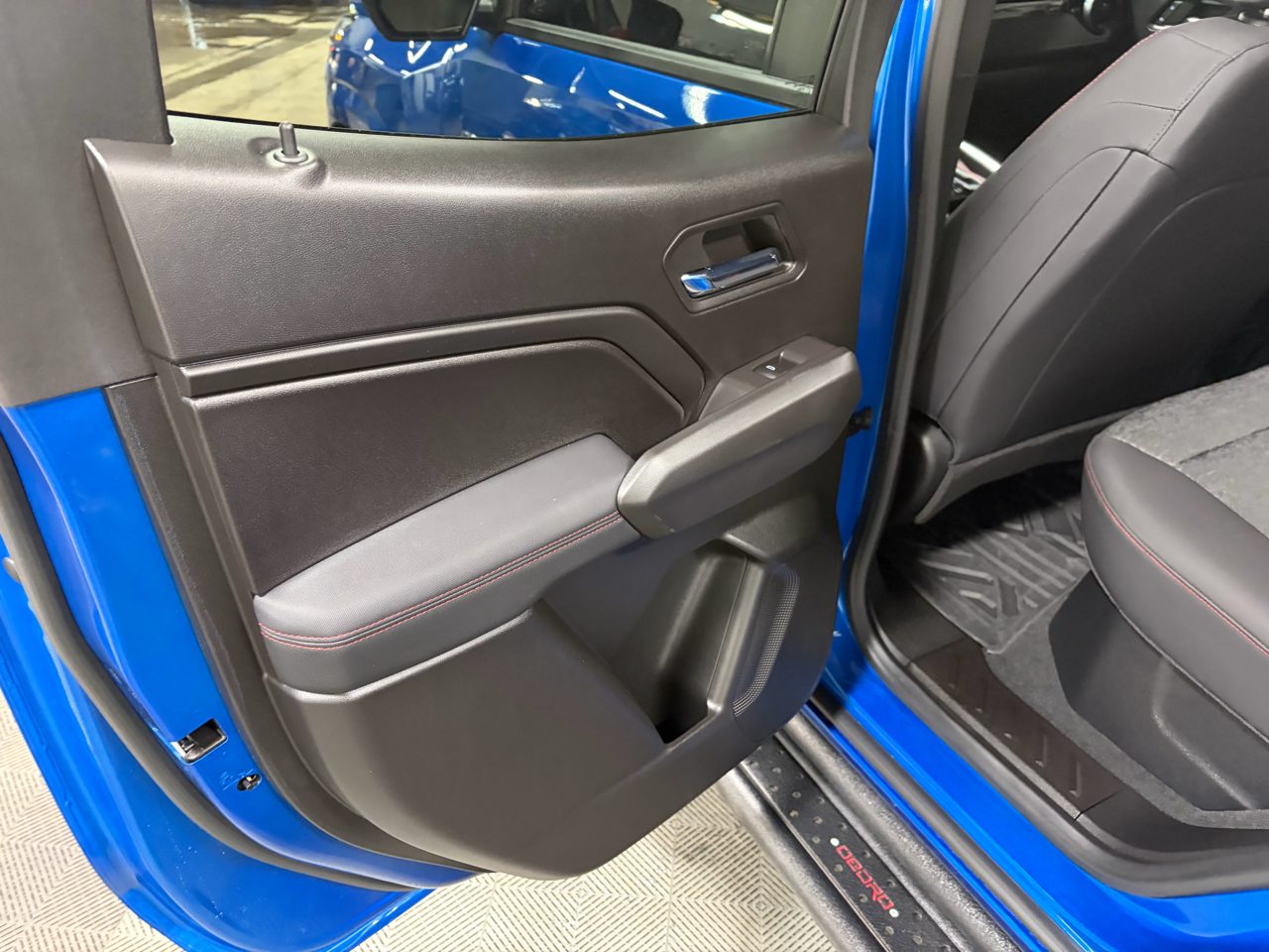 Chevrolet Colorado 1LT Crew Cab 4WD 2023