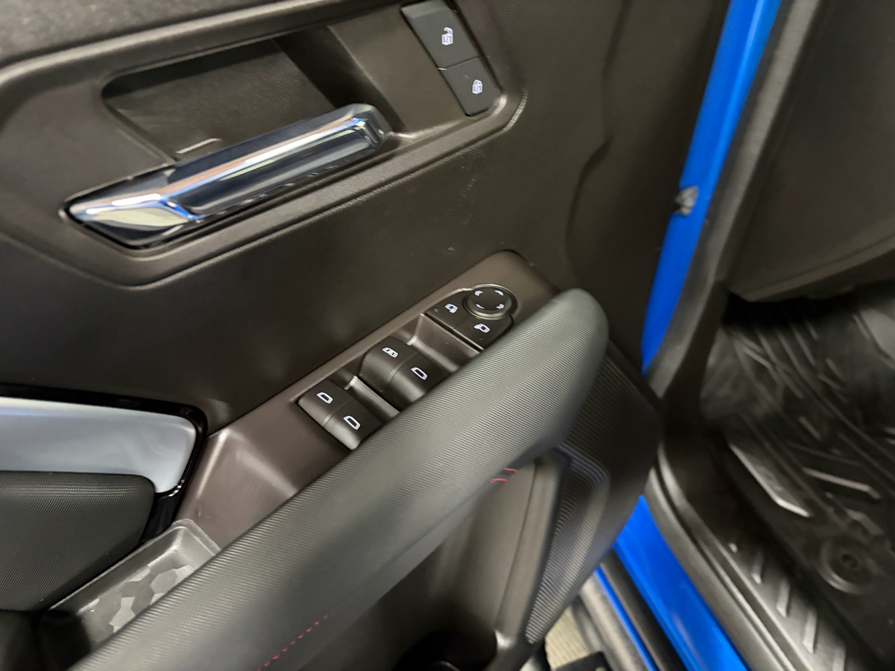 Chevrolet Colorado 1LT Crew Cab 4WD 2023