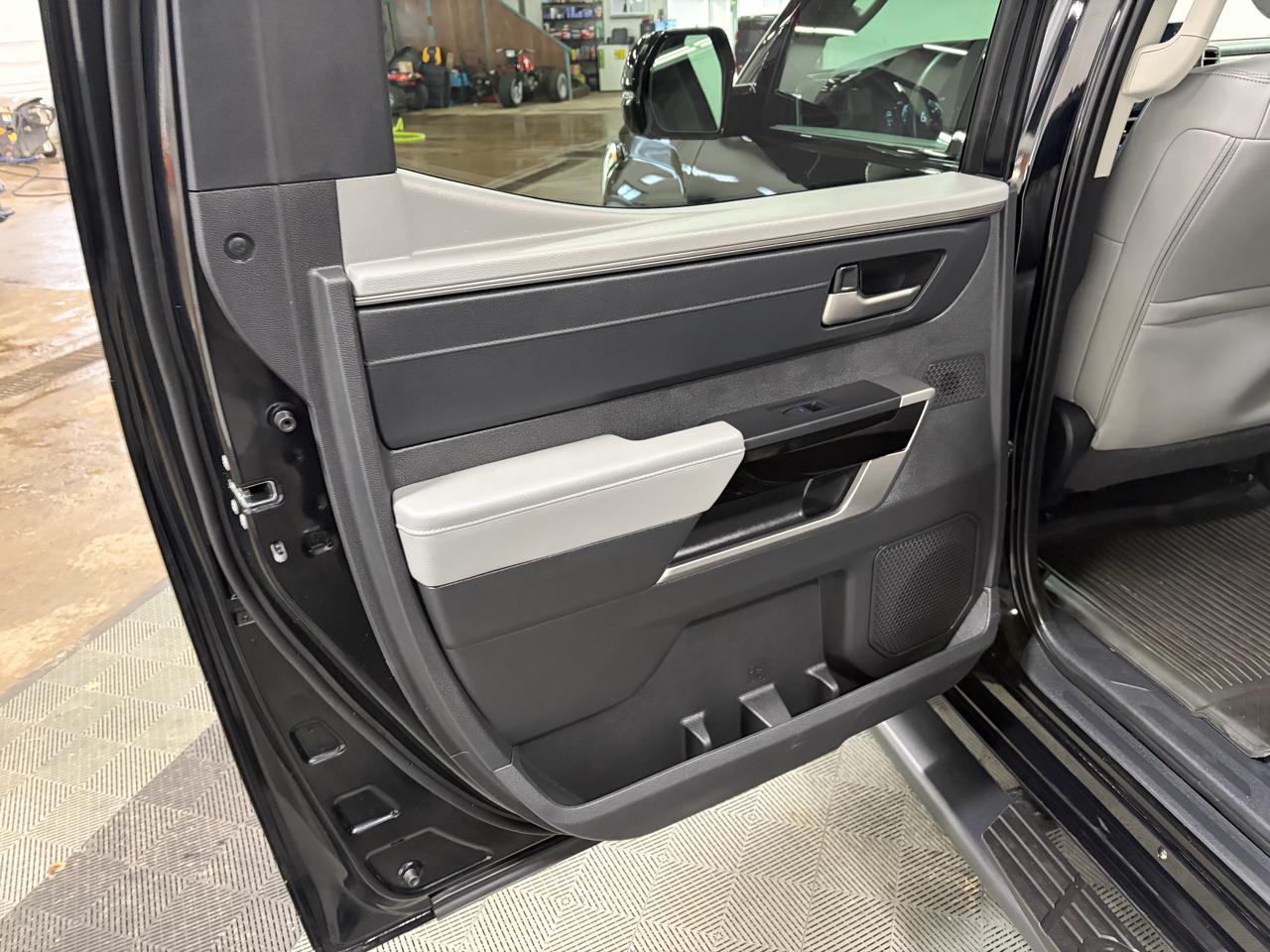 Toyota Tundra Limited CrewMax 4WD 2024