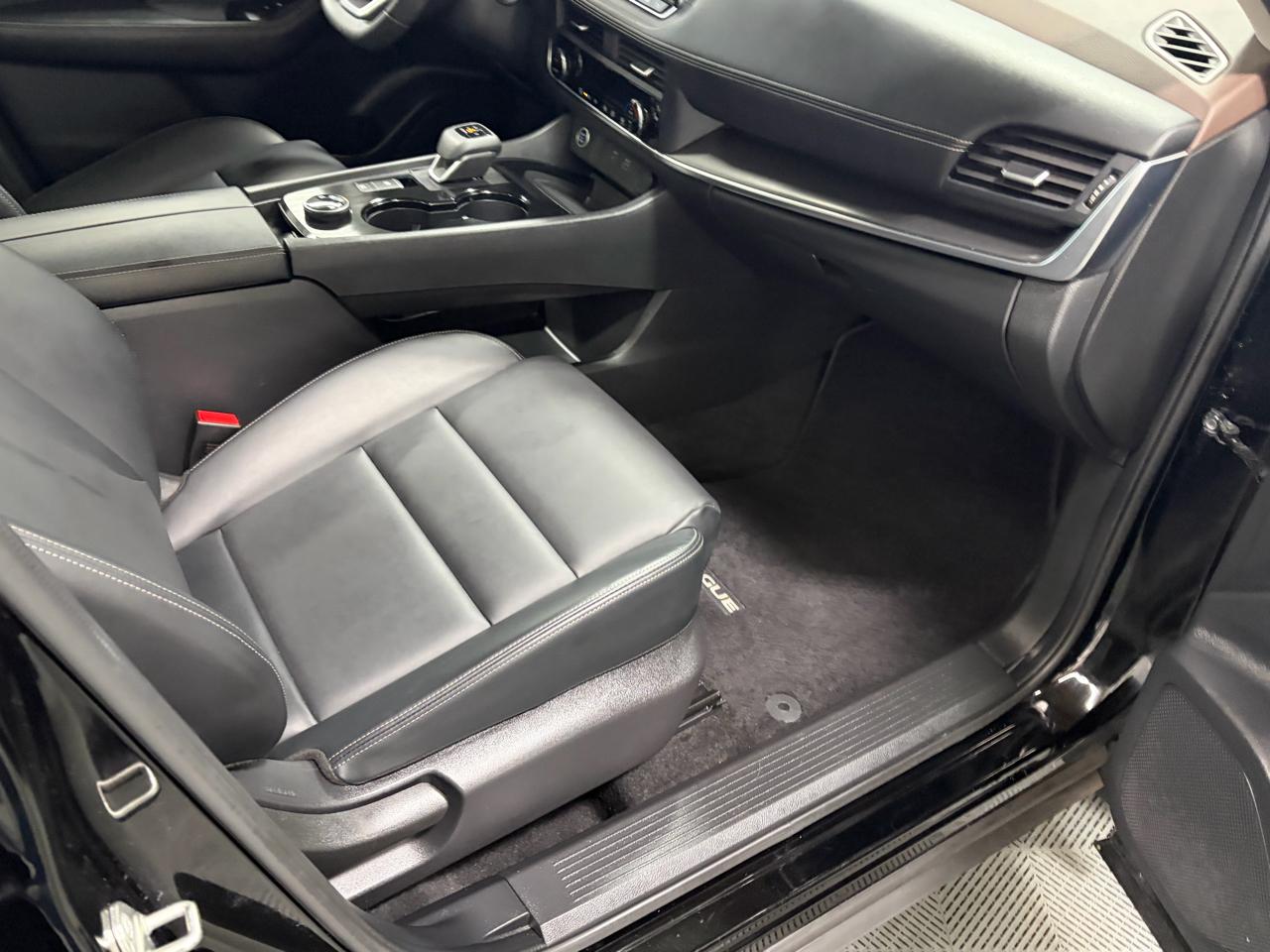 Nissan Rogue SV AWD 2023