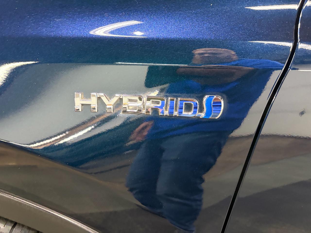 Toyota RAV4 Hybrid XLE 2017
