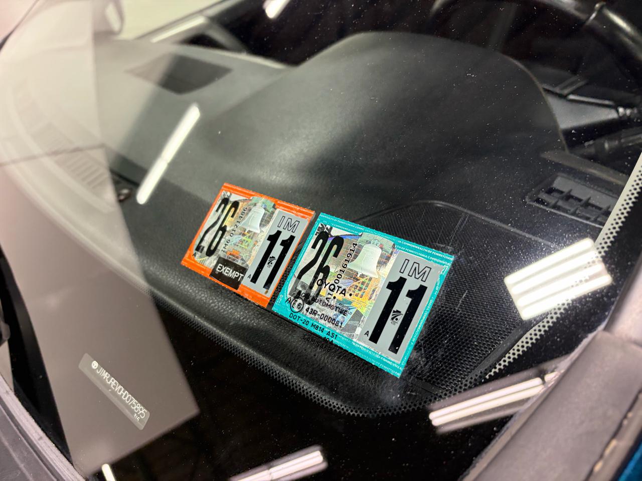 Toyota RAV4 Hybrid XLE 2017