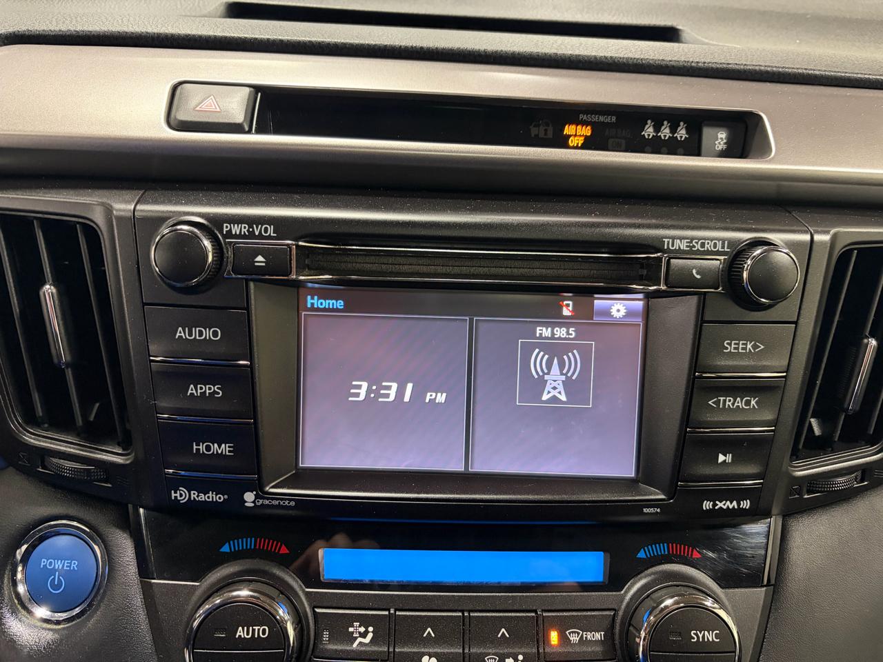 Toyota RAV4 Hybrid XLE 2017