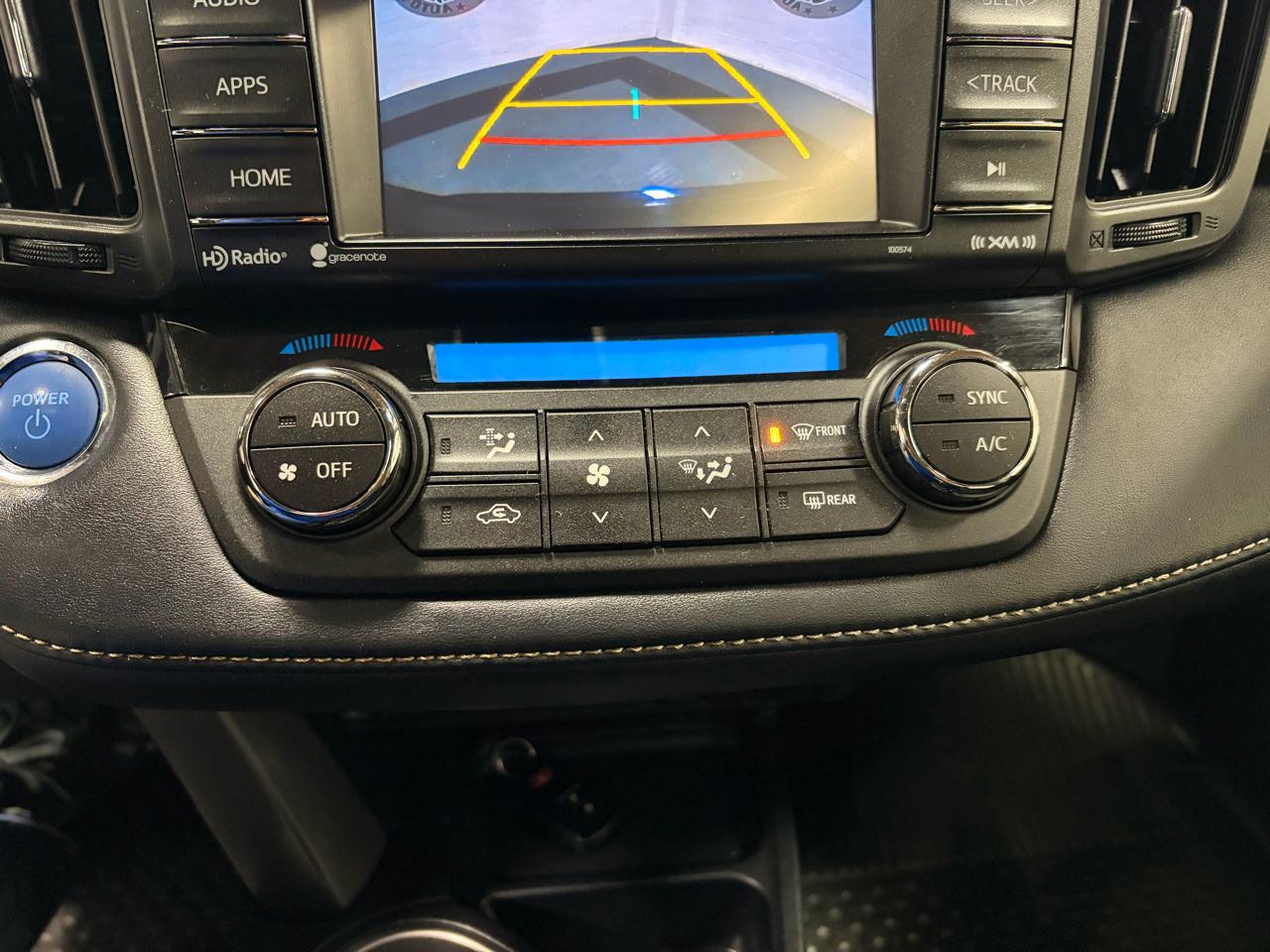 Toyota RAV4 Hybrid XLE 2017