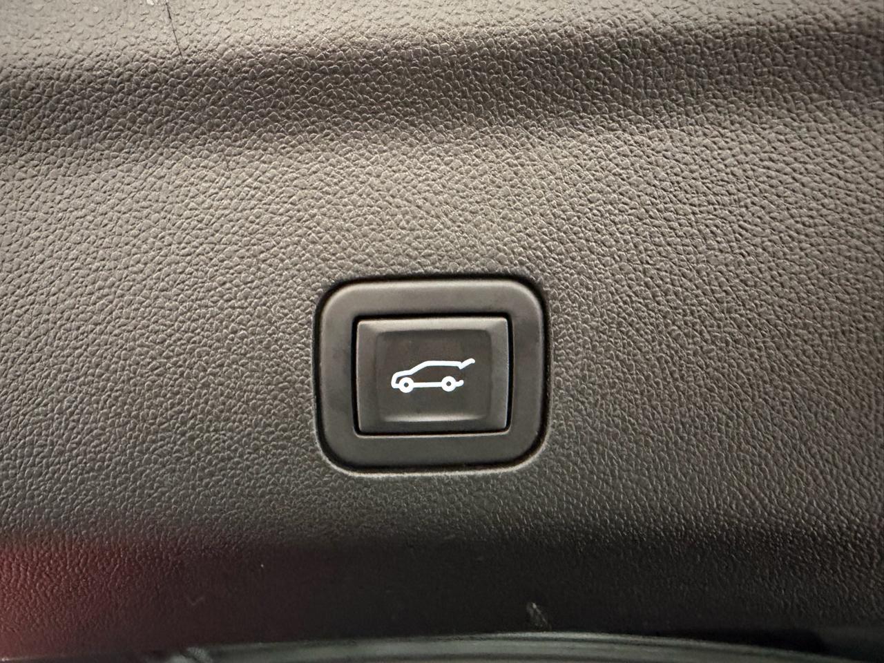 Chevrolet Tahoe RST 4WD 2023