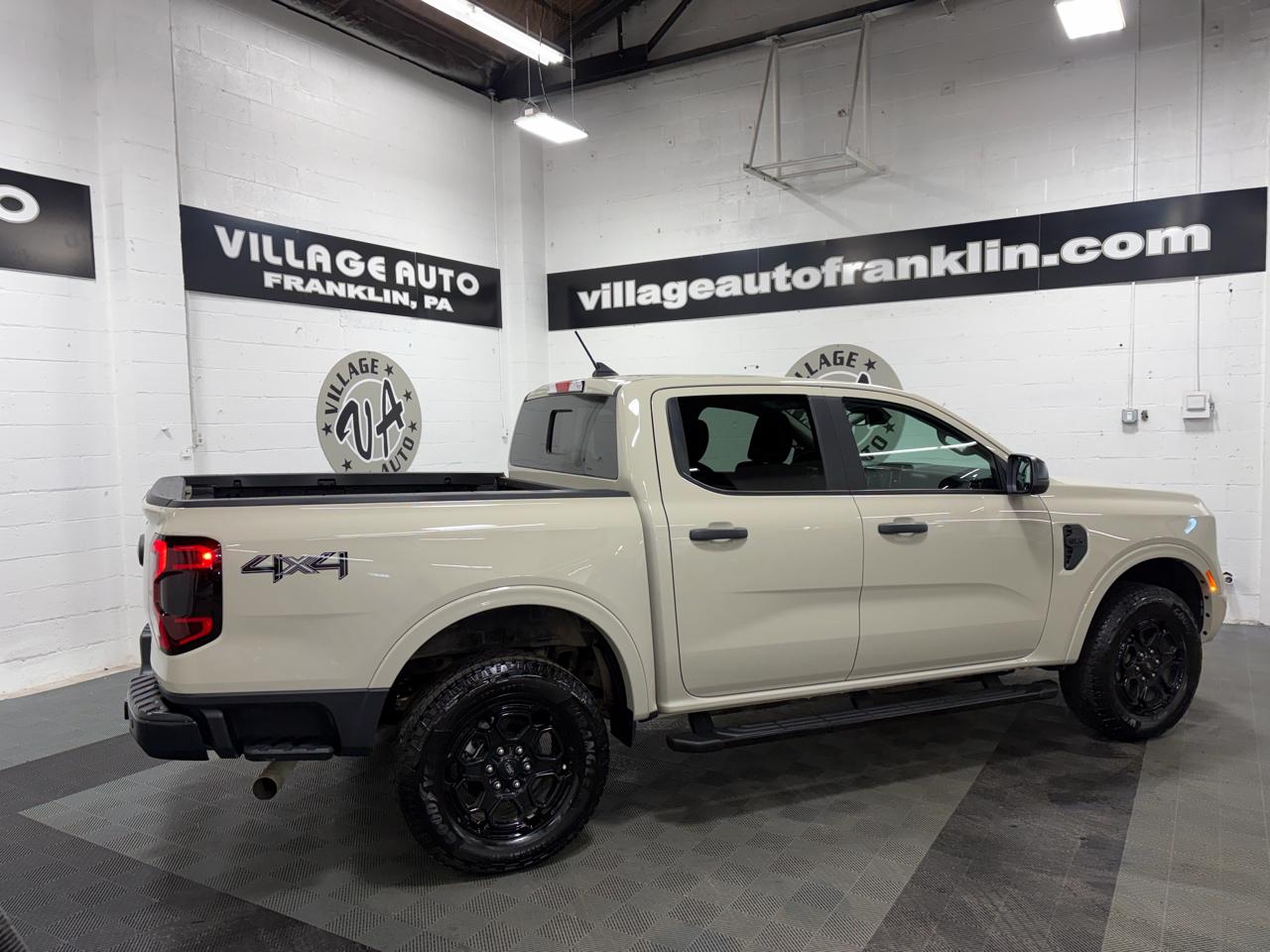 Ford Ranger XLT Crew Cab 4WD 2025
