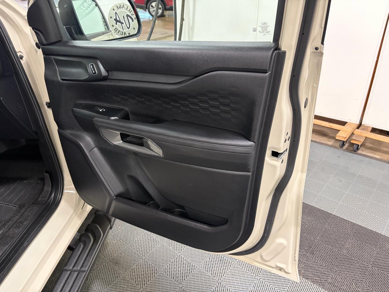 Ford Ranger XLT Crew Cab 4WD 2025