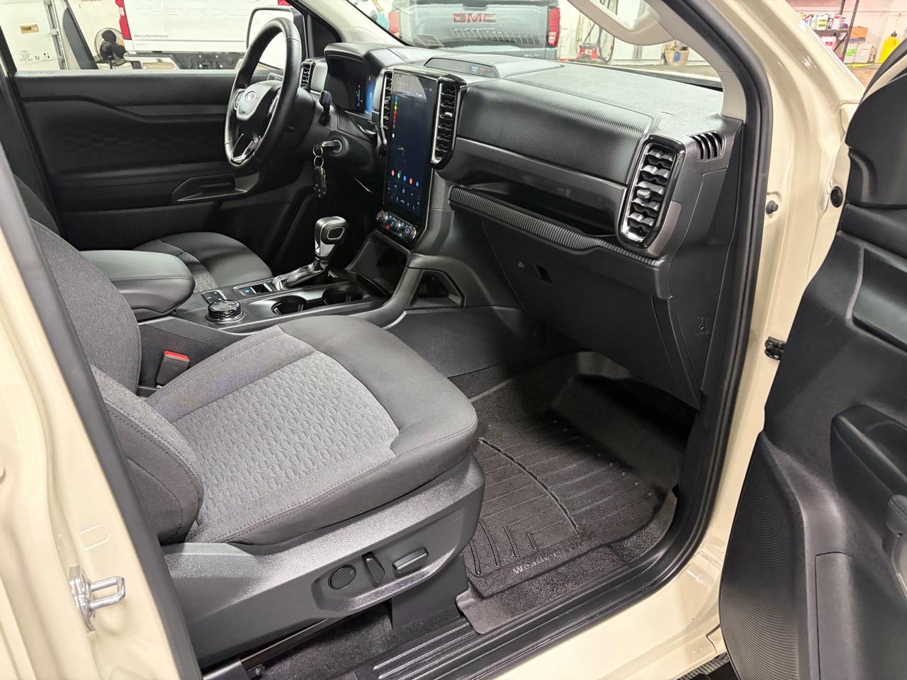 Ford Ranger XLT Crew Cab 4WD 2025