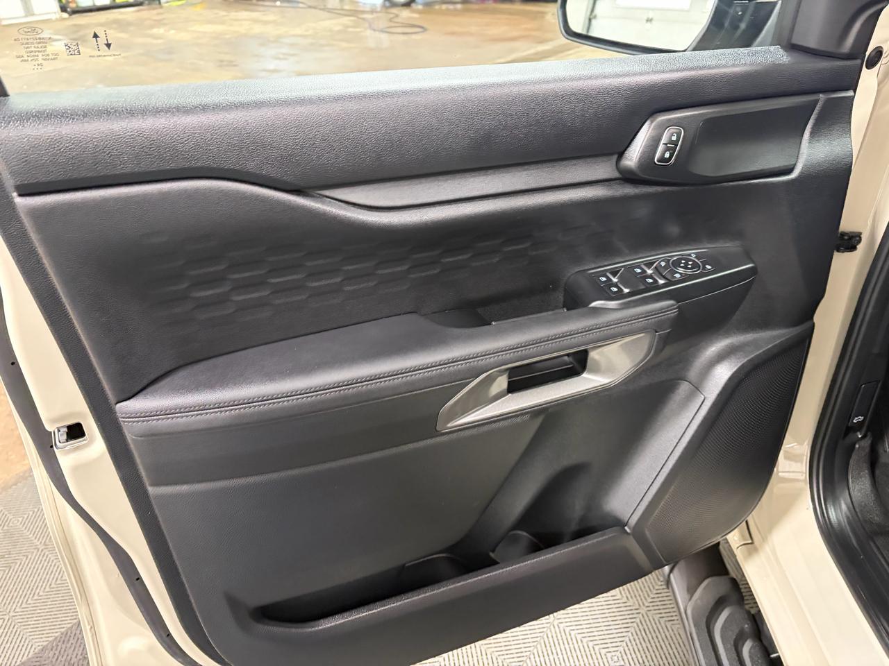 Ford Ranger XLT Crew Cab 4WD 2025