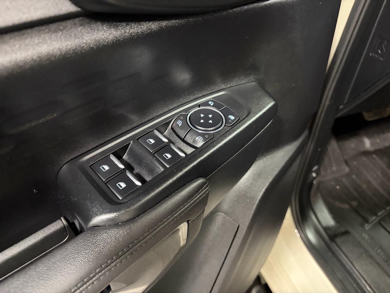 Ford Ranger XLT Crew Cab 4WD 2025