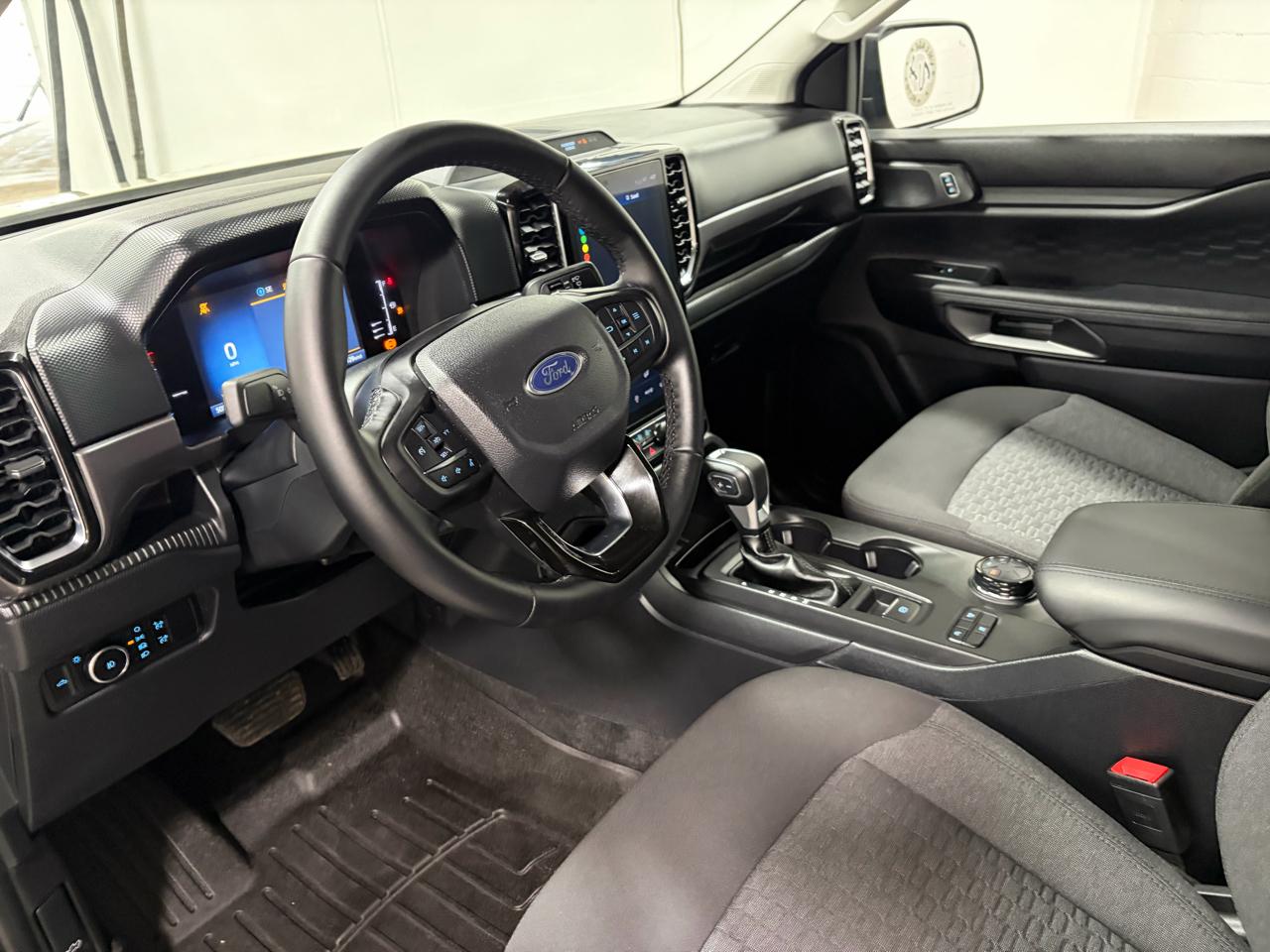 Ford Ranger XLT Crew Cab 4WD 2025