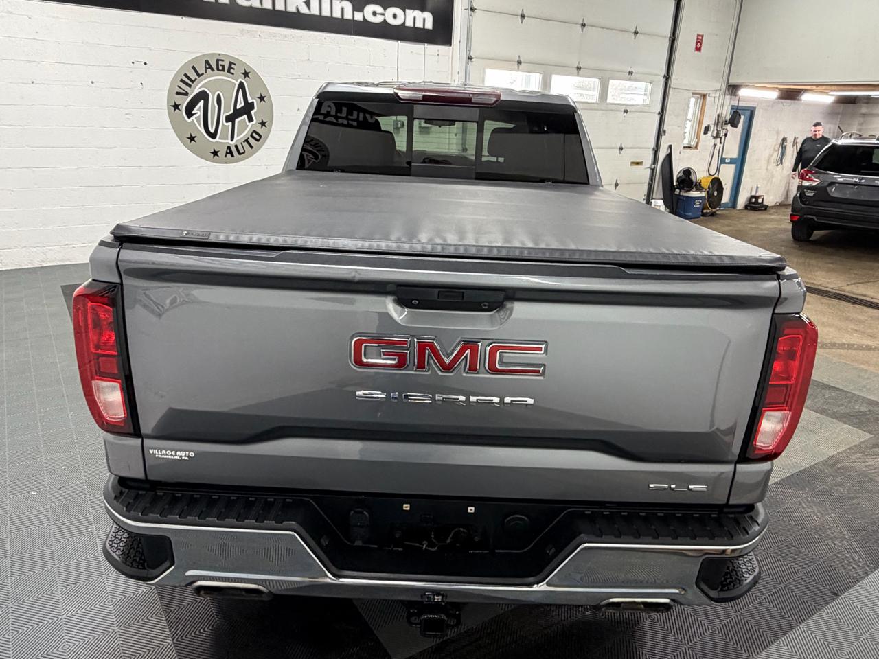 GMC Sierra 1500 4WD Double Cab 147" SLE 2020