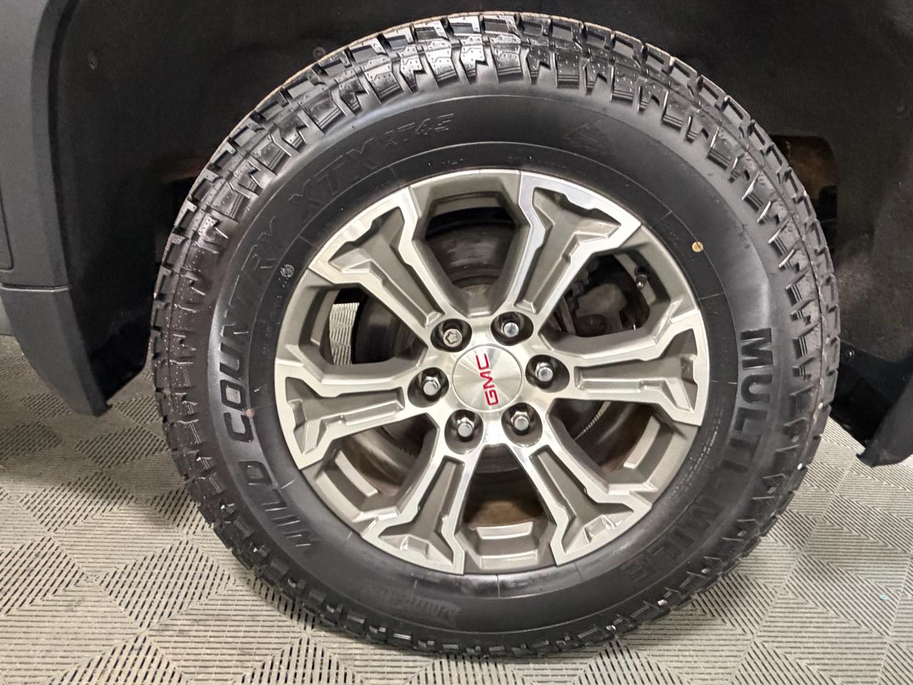 GMC Sierra 1500 4WD Double Cab 147" SLE 2020