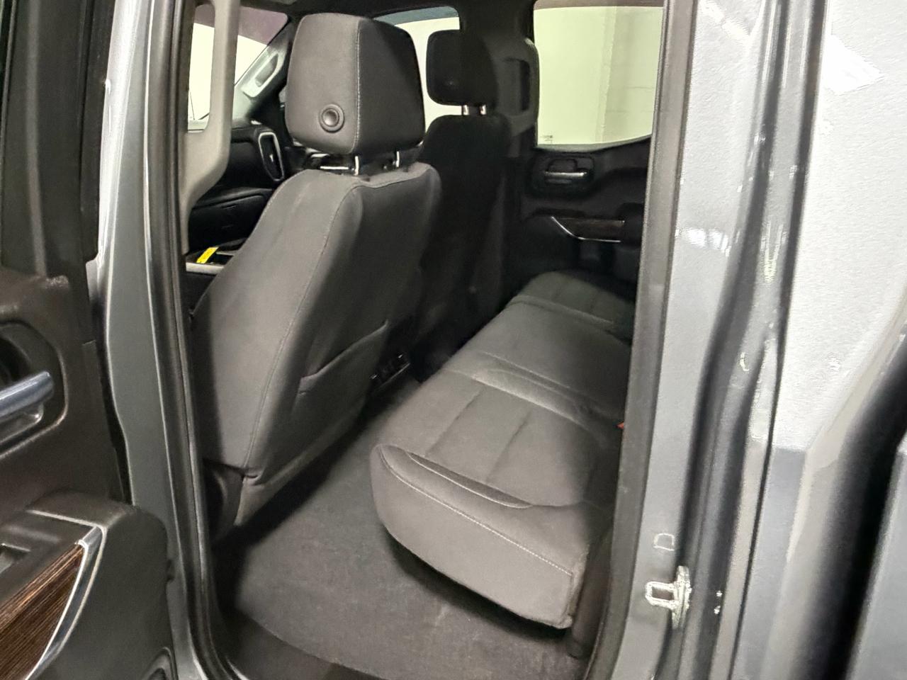 GMC Sierra 1500 4WD Double Cab 147" SLE 2020