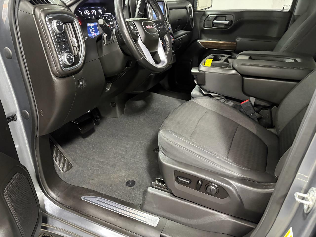 GMC Sierra 1500 4WD Double Cab 147" SLE 2020