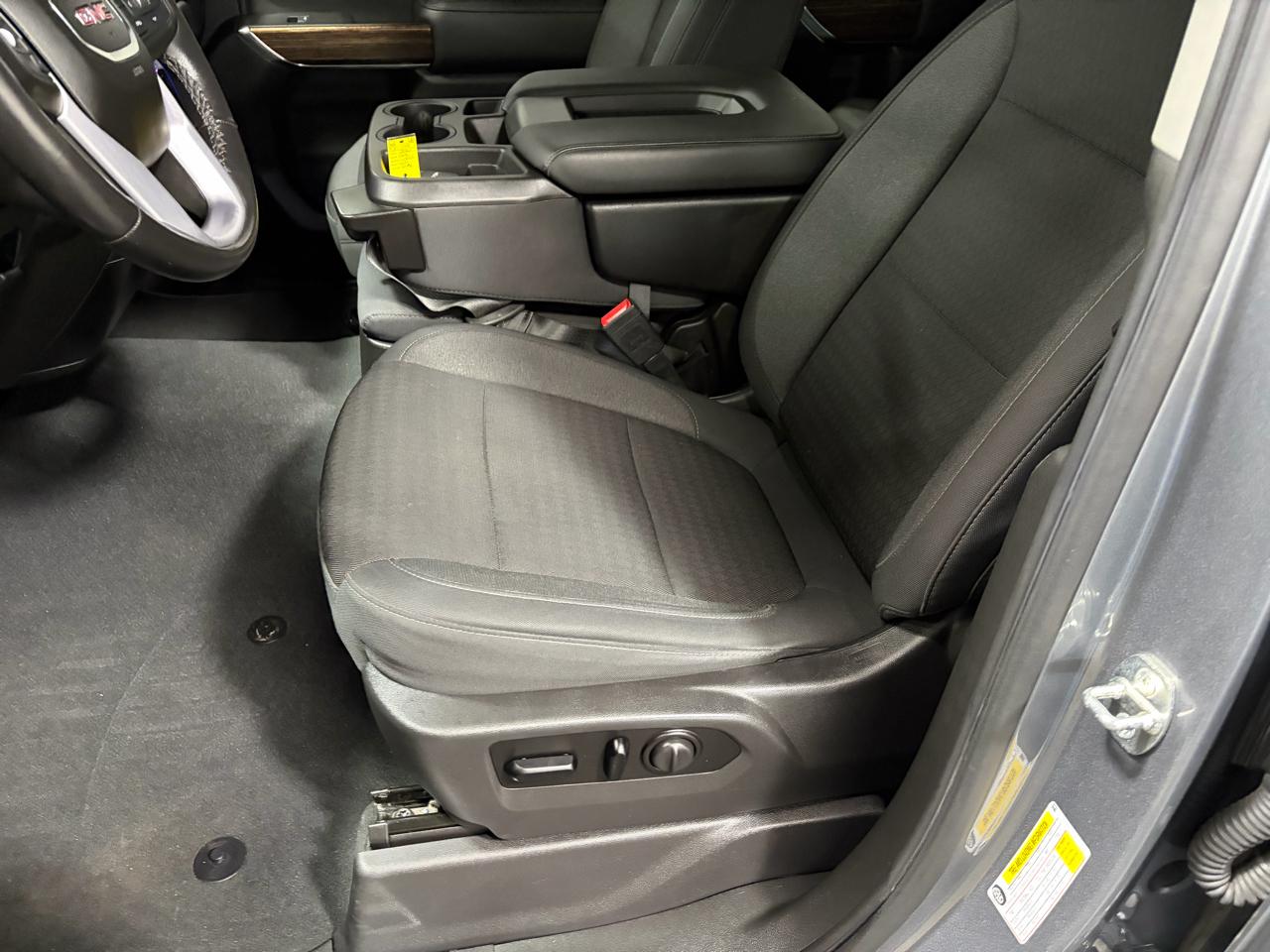 GMC Sierra 1500 4WD Double Cab 147" SLE 2020