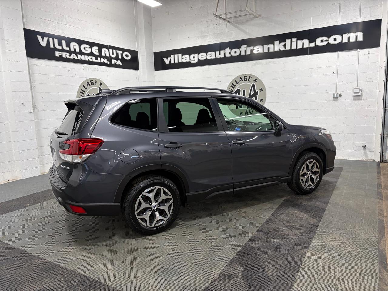 Subaru Forester 2.5i Premium 4D SUV 2020