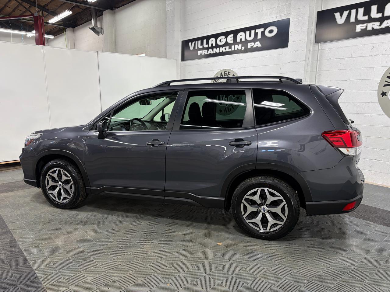 Subaru Forester 2.5i Premium 4D SUV 2020