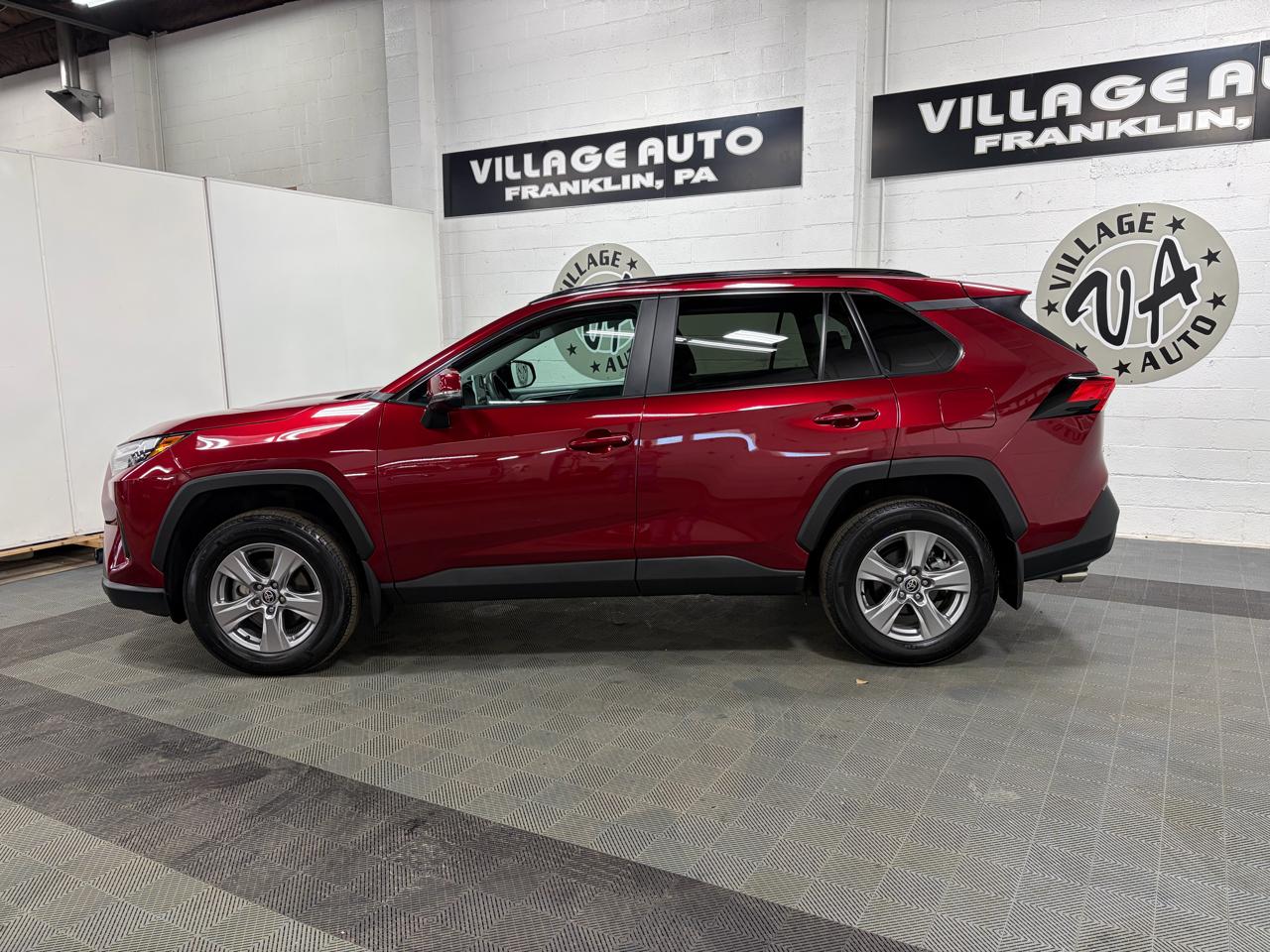 Toyota RAV4 XLE AWD 2024